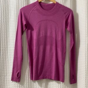 Lululemon top
